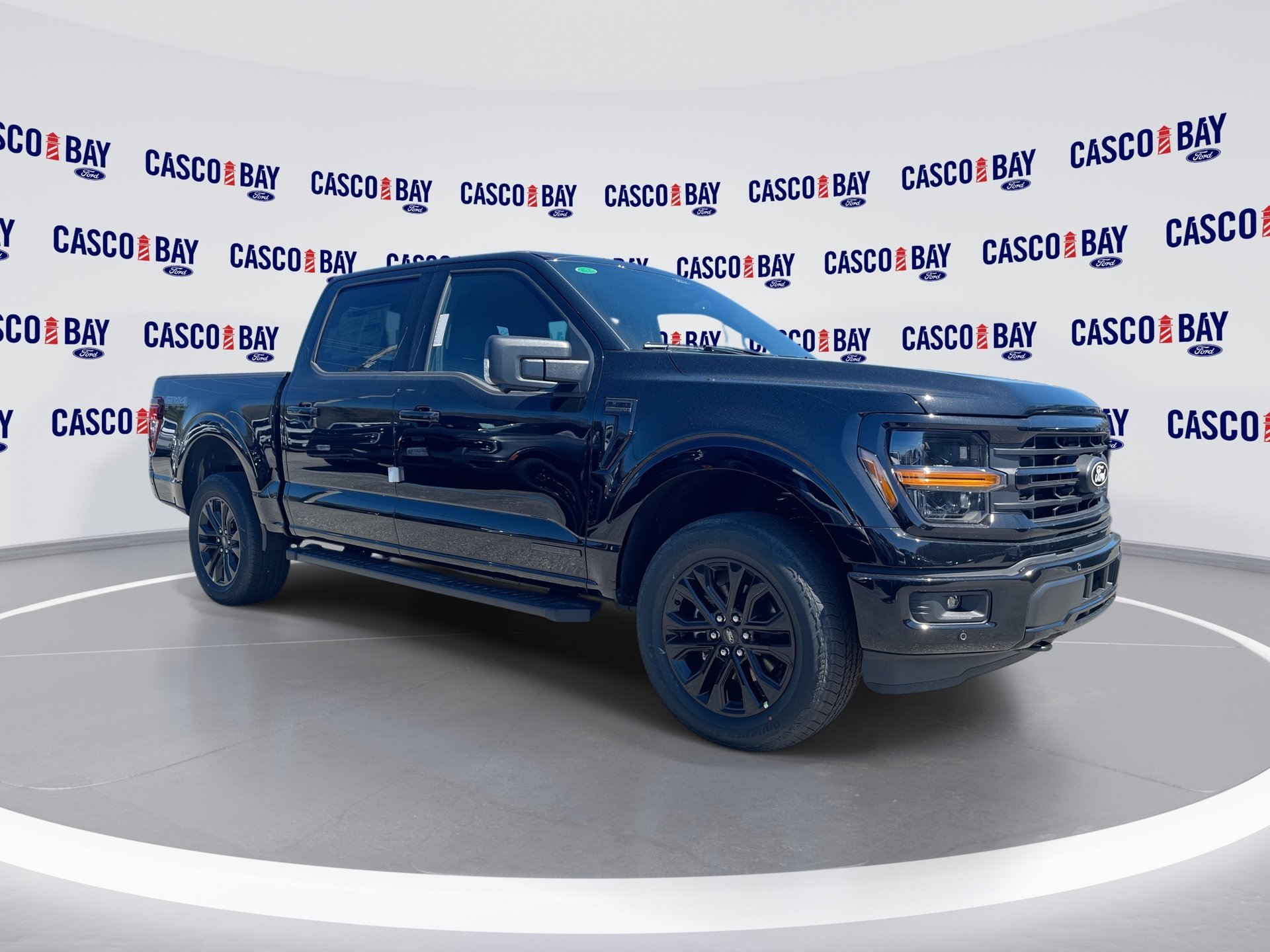 New 2026 Agate Black Metallic Ford XLT image 1