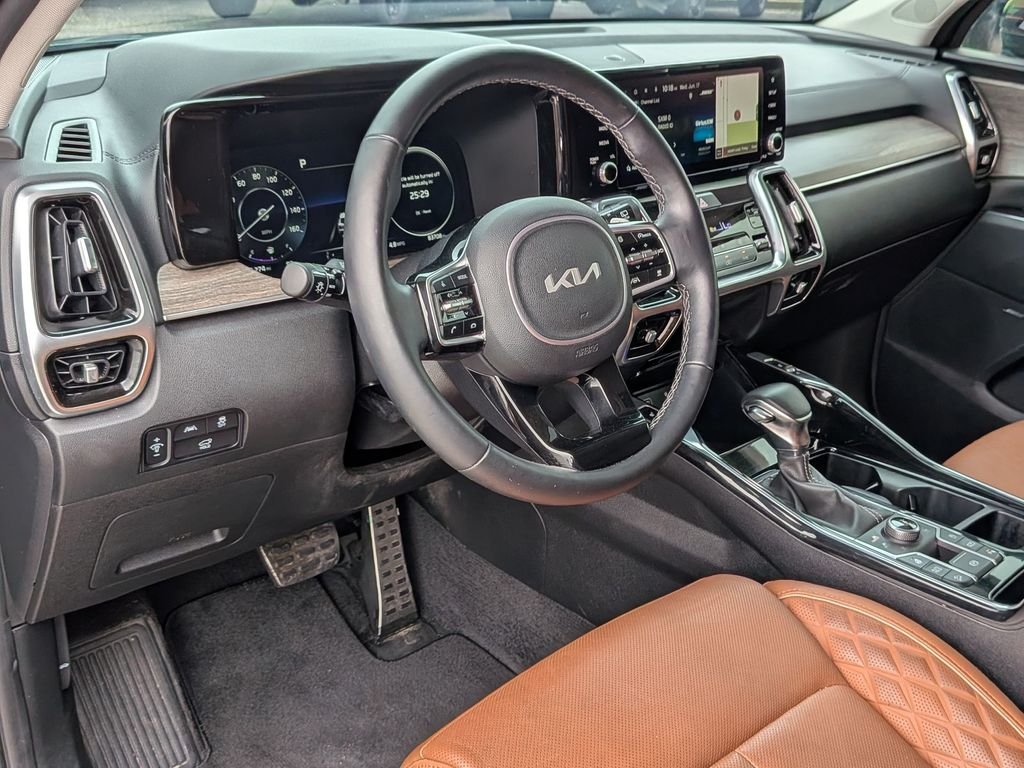 Used 2023 Green Kia X-Line SX Prestige image 33