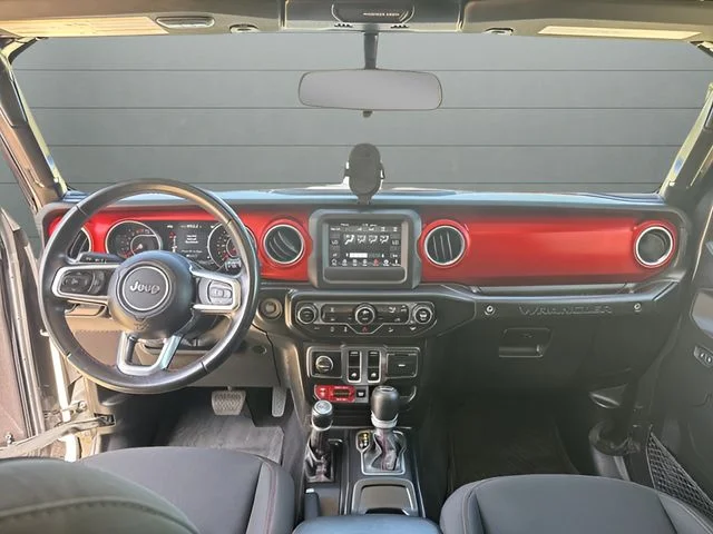 Used 2020 Gray Jeep Rubicon image 12