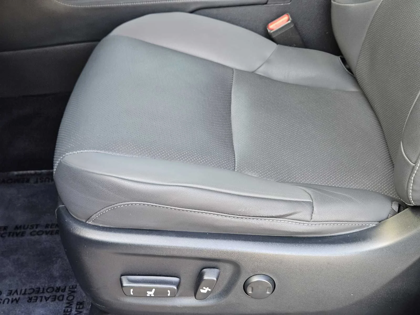 Certified Used 2022 BLACK Lexus  image 18