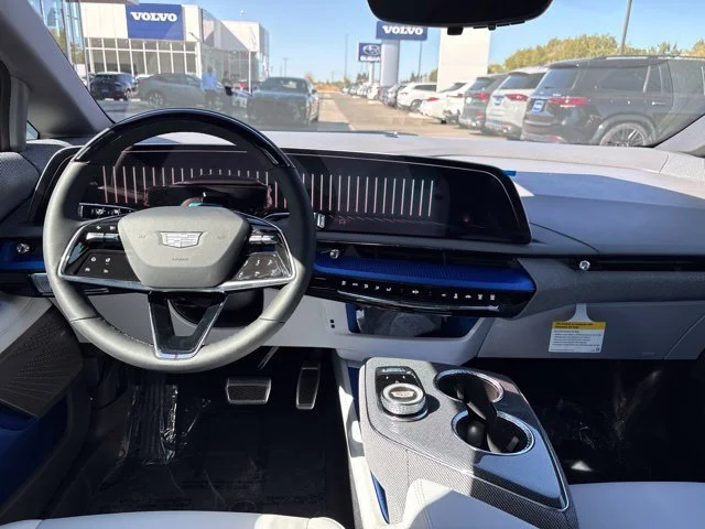 New 2027 Vibrant White Tricoat Cadillac Sport image 10