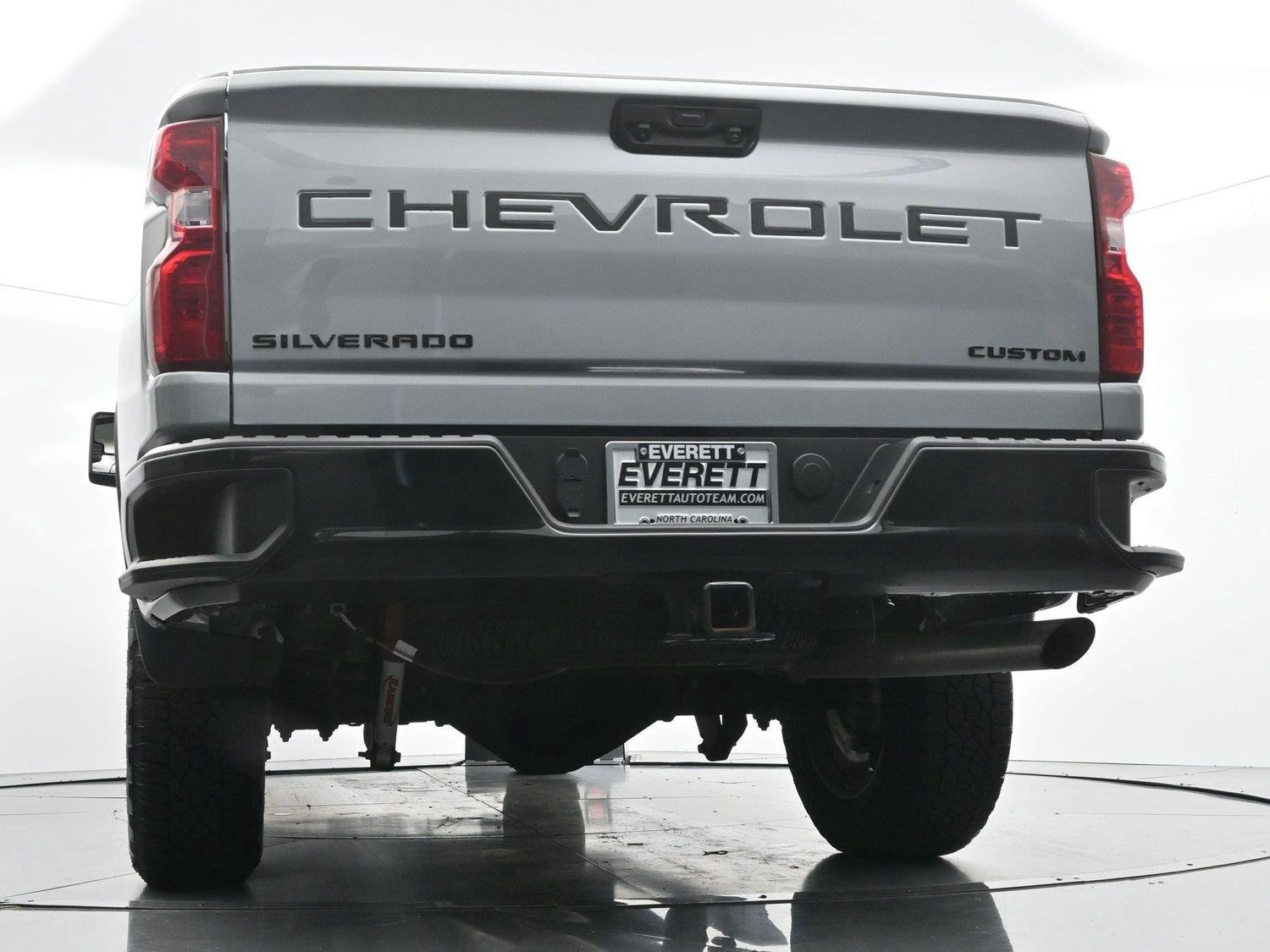Used 2025 Sterling Gray Metallic Chevrolet Custom image 46