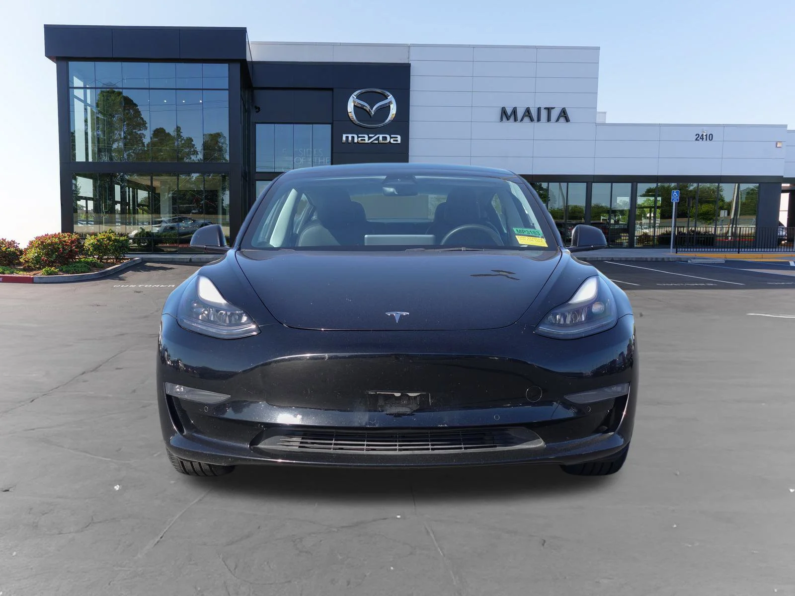 Used 2022 Solid Black Tesla Long Range image 8