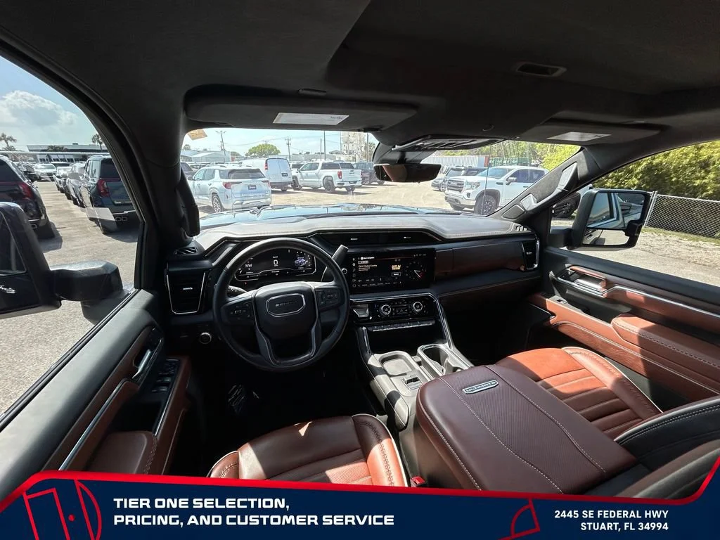 Used 2025 Onyx Black GMC Denali Ultimate image 28