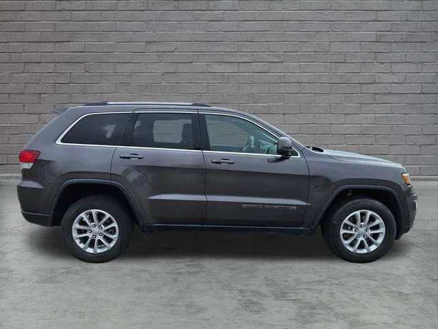 Used 2021 Black Jeep Laredo E image 6