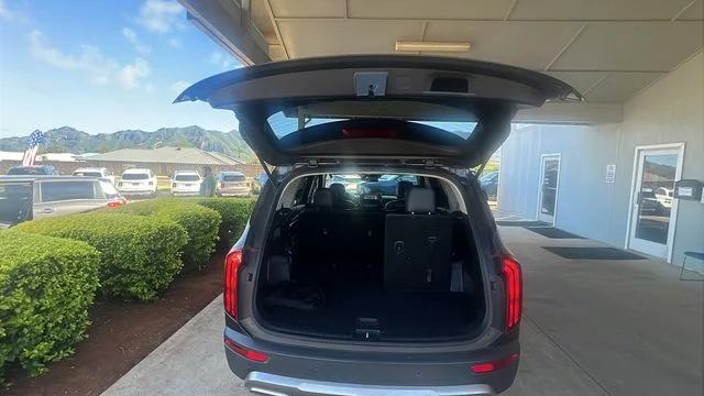 Used 2020 Gray Kia S image 10