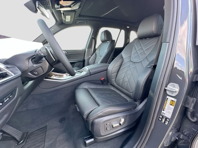 New 2026 Gray BMW xDrive40i image 15
