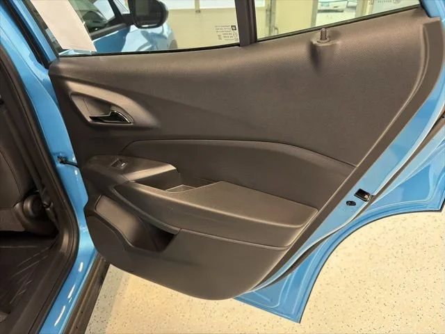 2026 Chevrolet Trax LT - Photo 36