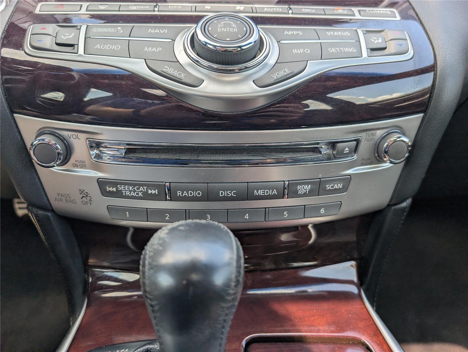 Used 2019 Graphite Shadow INFINITI 3.7 LUXE image 18