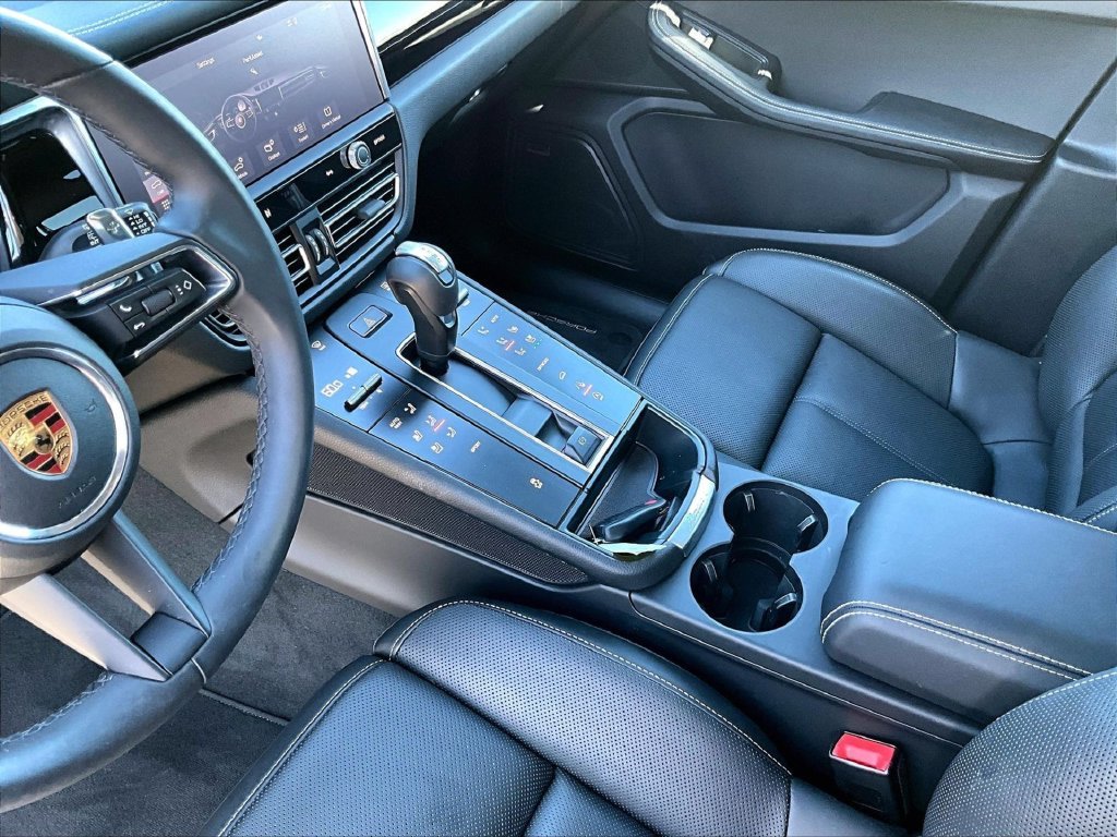 Used 2026 White Porsche  image 17