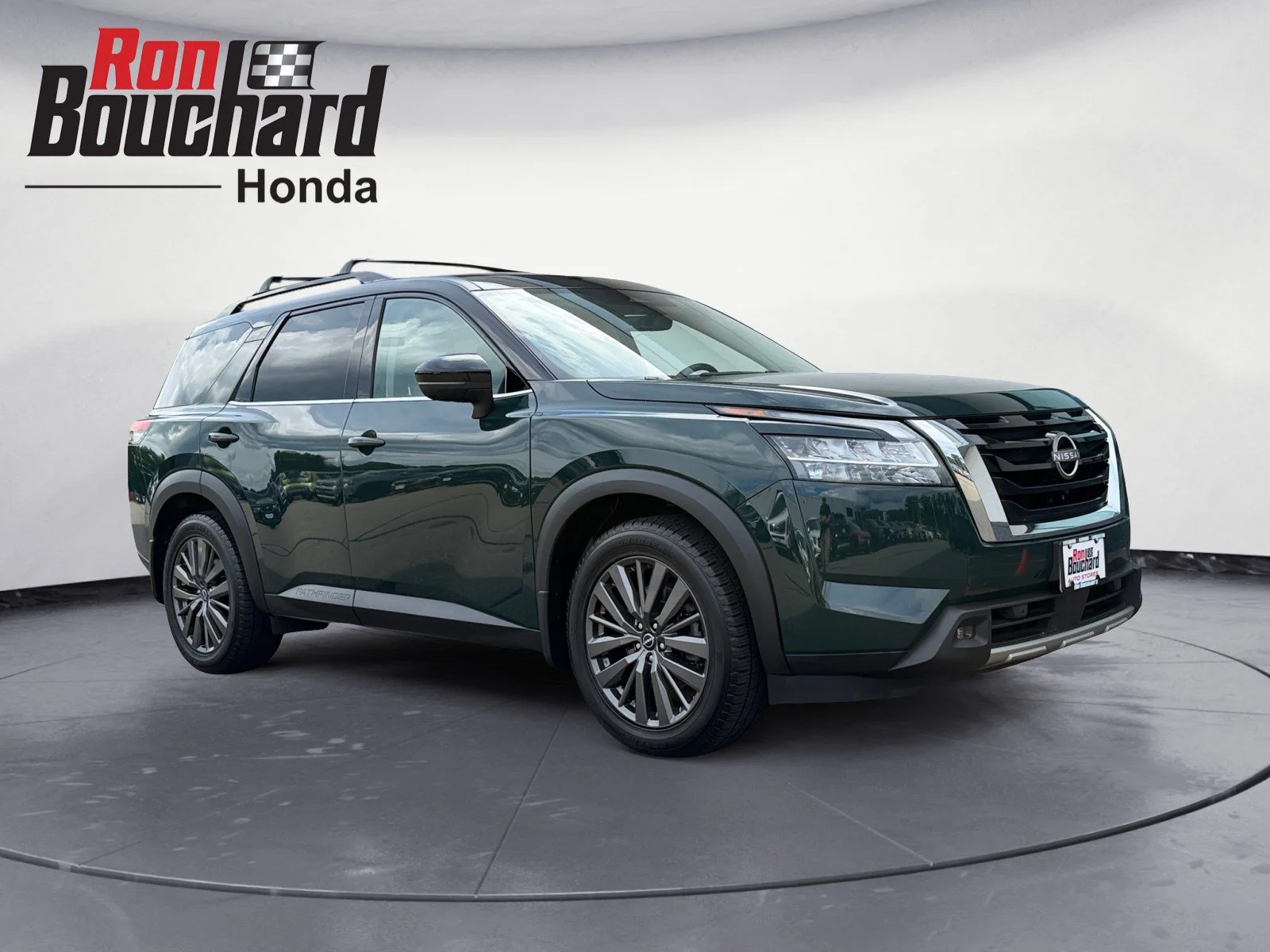 Certified Used 2023 Obsidian Green Pearl/Super Black Nissan SL image 1