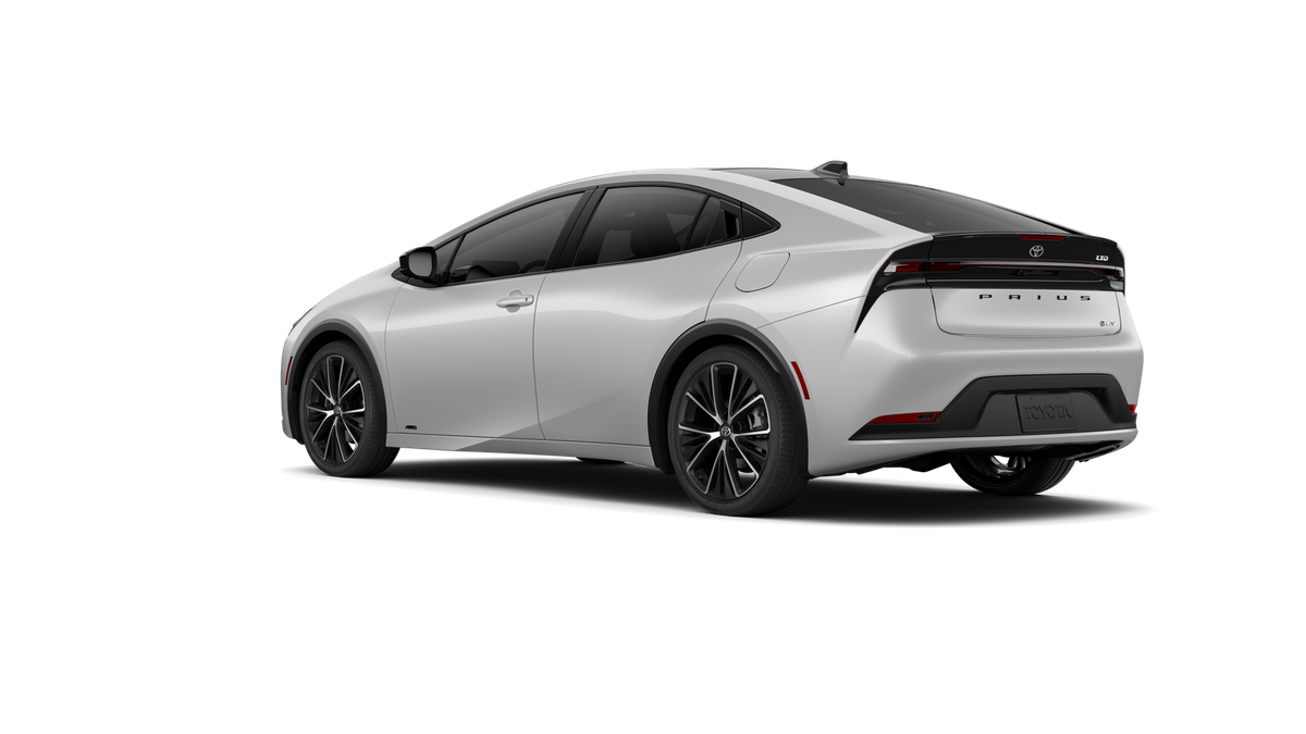 New 2027 Cutting Edge Toyota Limited AWD image 6