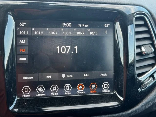 Certified Used 2019 Gray Jeep Limited image 32