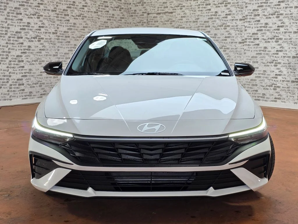 New 2026 Serenity White Pearl Hyundai SEL Sport image 2