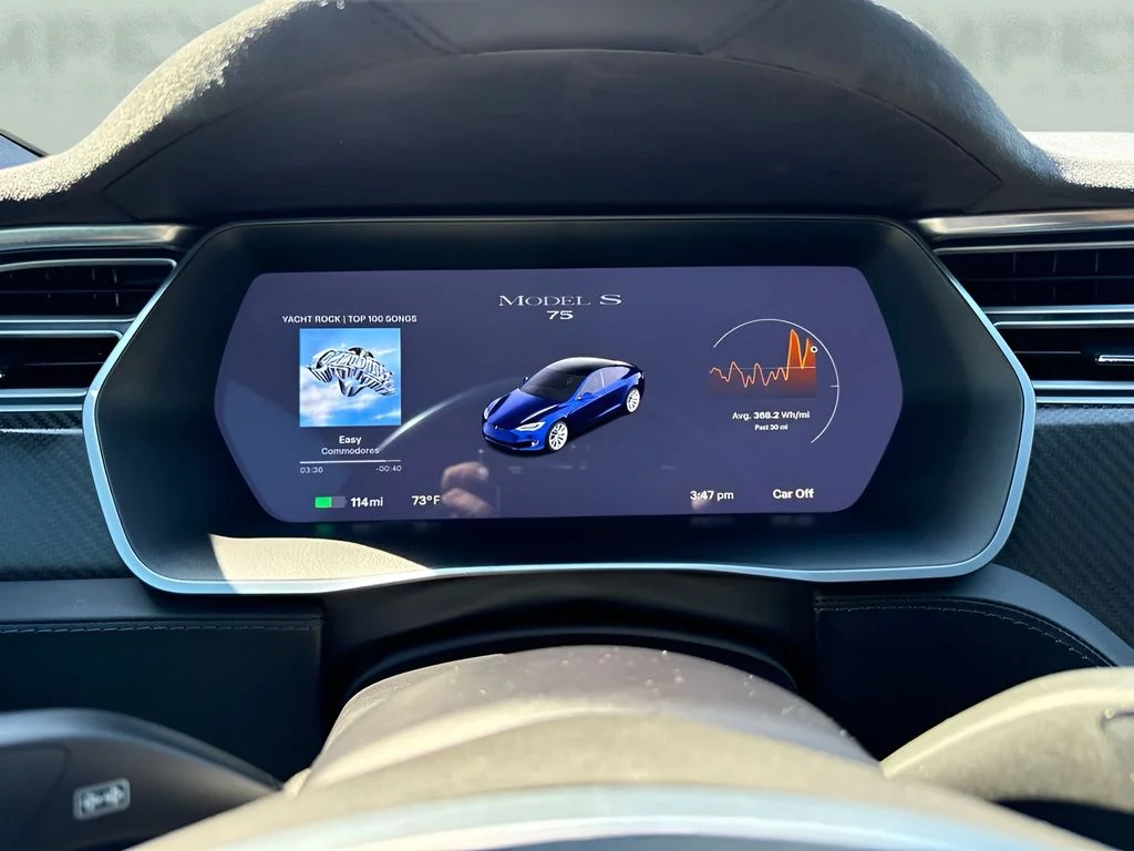 Used 2017  Tesla 75 image 18