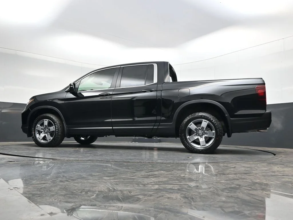New 2026 Crystal Black Pearl Honda RTL image 31