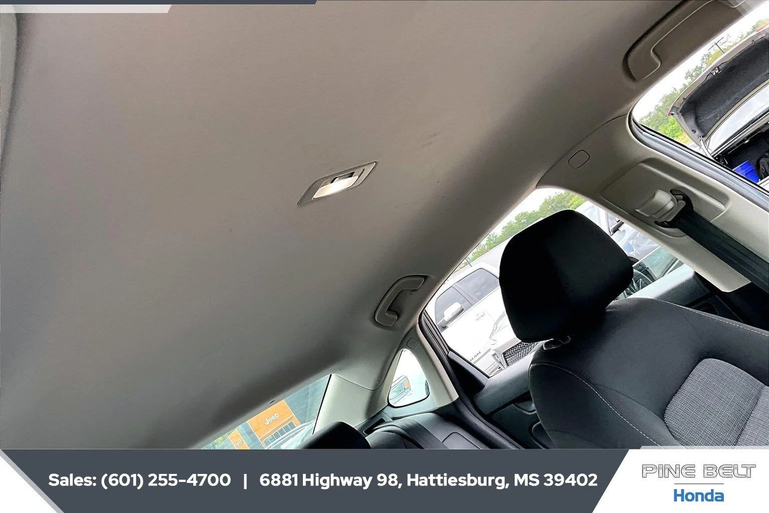 Used 2025 Meteorite Gray Metallic Honda LX image 16