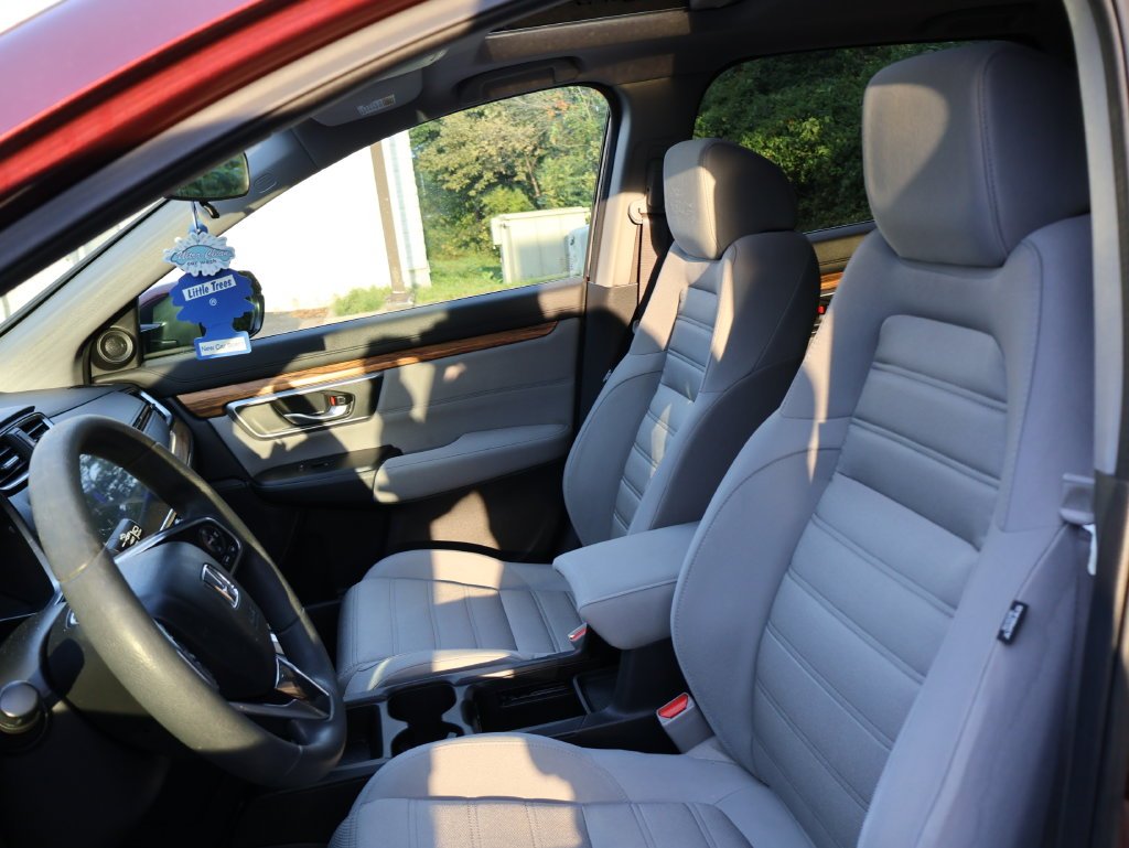 Used 2018  Honda EX image 11