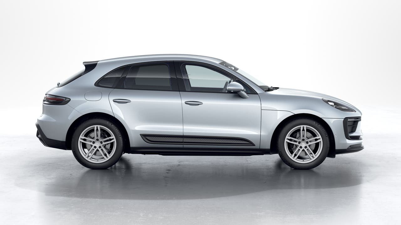 New 2026 Dolomite Silver Metallic Porsche  image 6