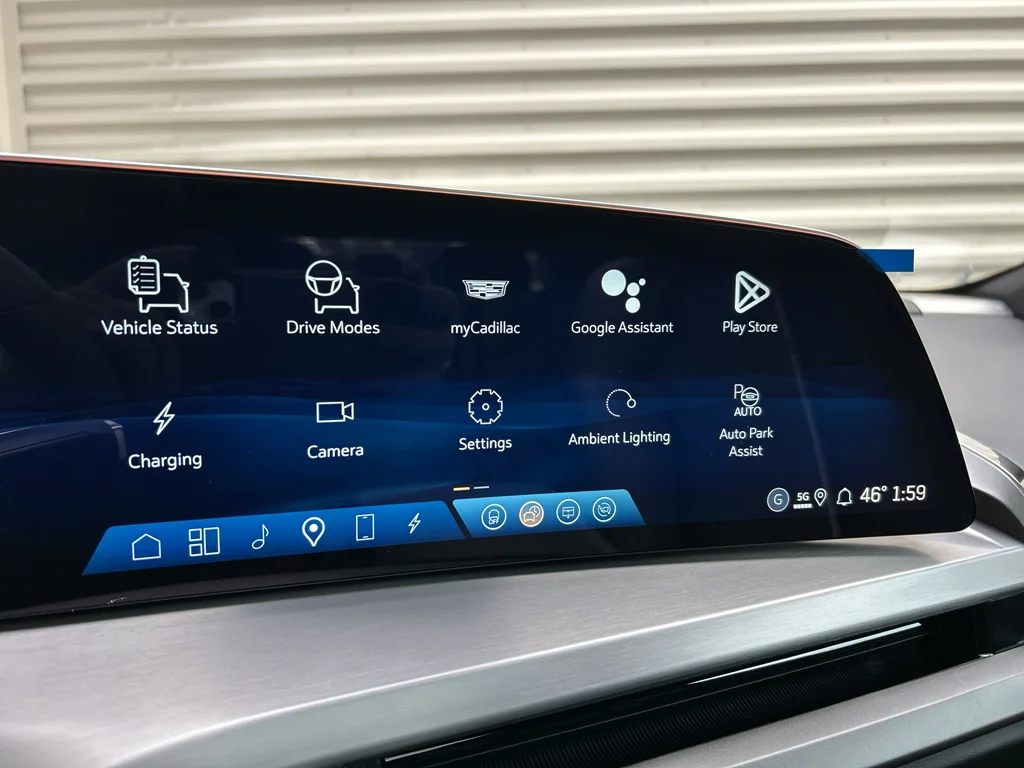 2026 Cadillac VISTIQ Luxury - Photo 16