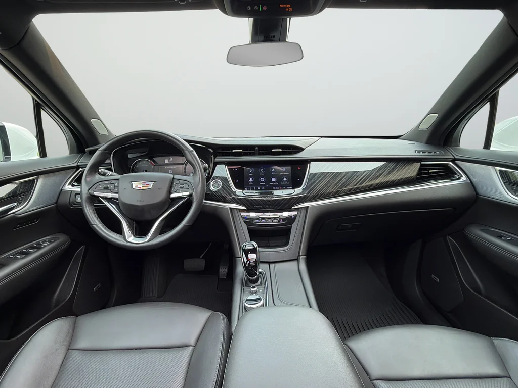 Used 2023 White Cadillac Premium Luxury image 9