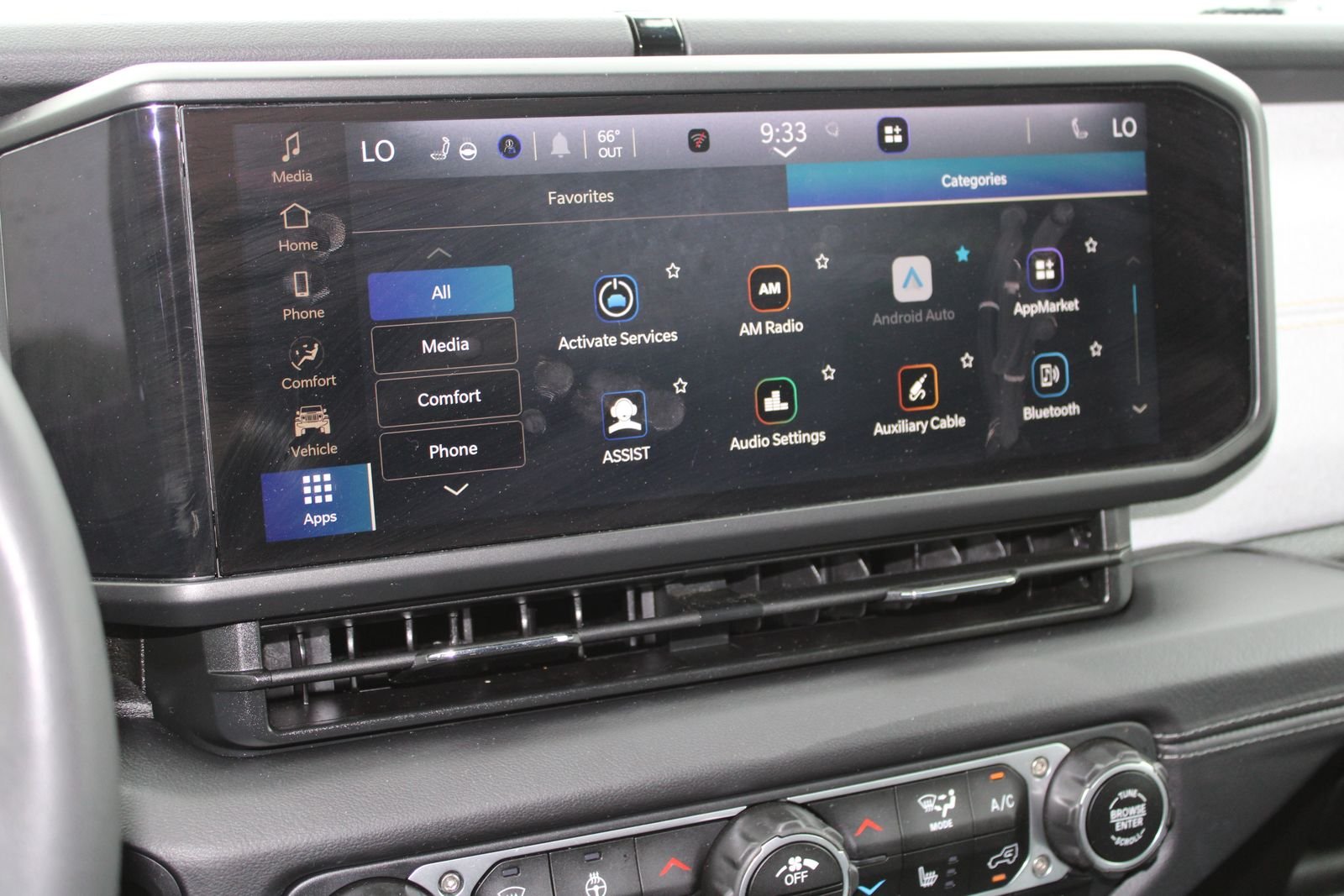 Used 2025 Black Jeep Sahara image 18