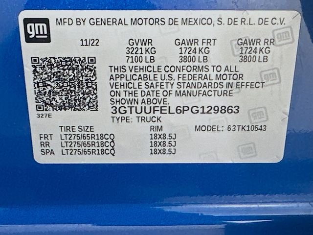 Used 2023 Blue GMC AT4X image 32