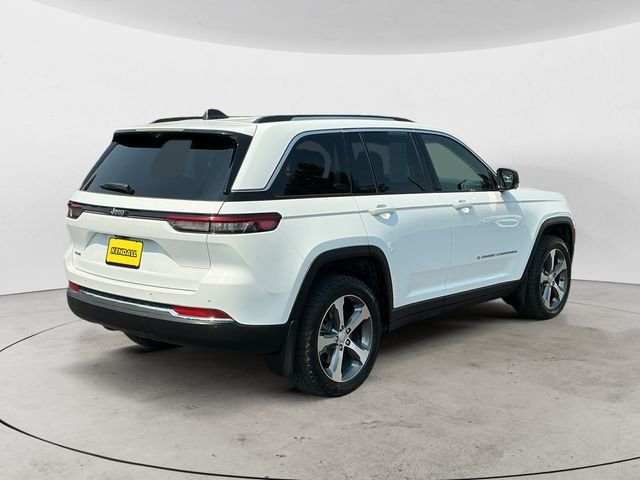Used 2022 White Jeep 4xe image 5