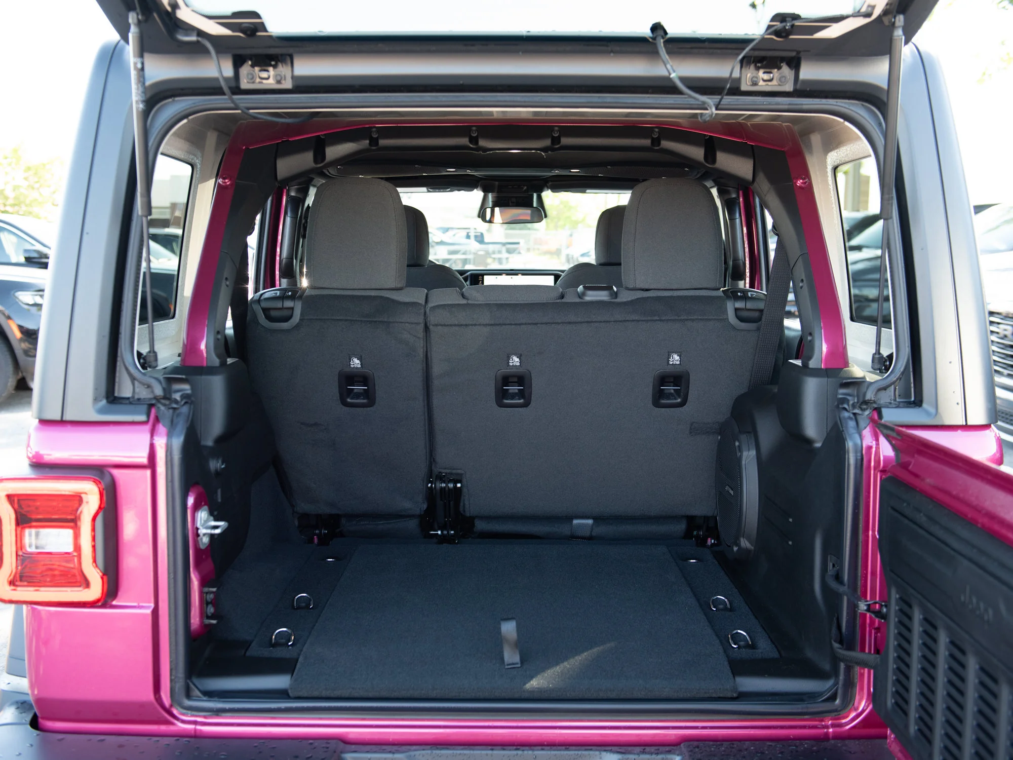 New 2026 limited edition tuscadero pearl Jeep Sport S* image 22