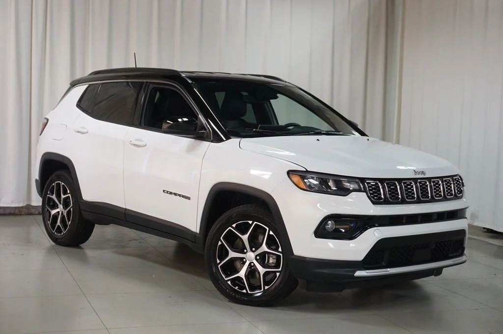 Used 2024 Bright White Clearcoat Jeep Limited image 5