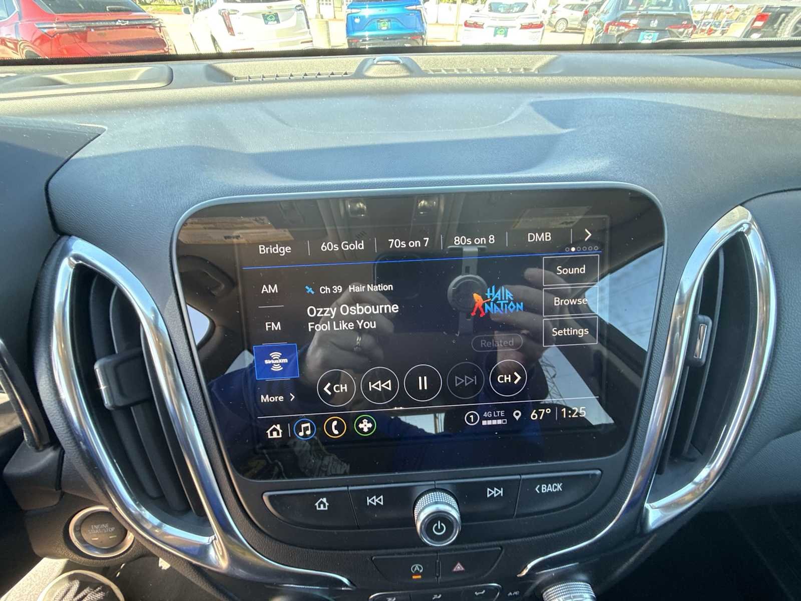 2024 Chevrolet Equinox LT - Photo 13