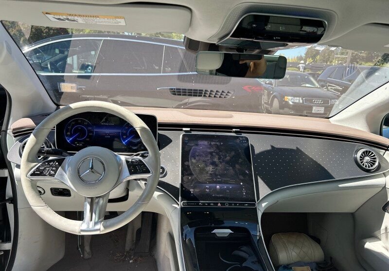 Certified Used 2023 White/off-white Mercedes-Benz 500 Sedan image 7