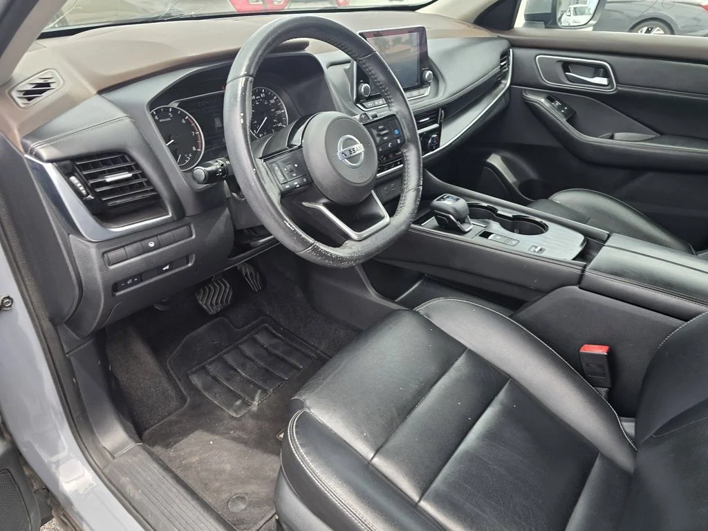 Used 2021 Gray Nissan SL image 20