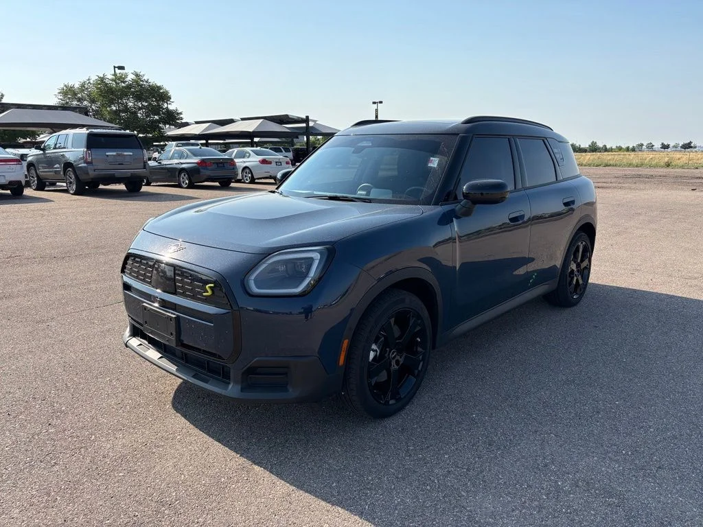 2025 MINI Countryman SE ALL4's photo