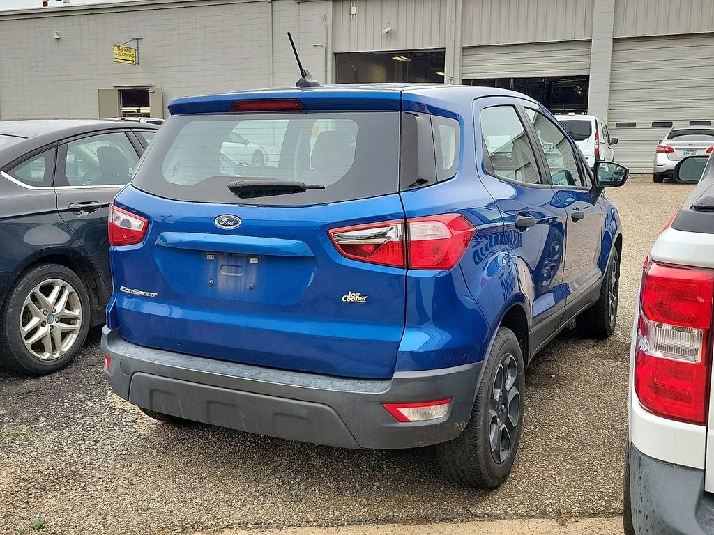 Used 2021 Blue Ford S image 4