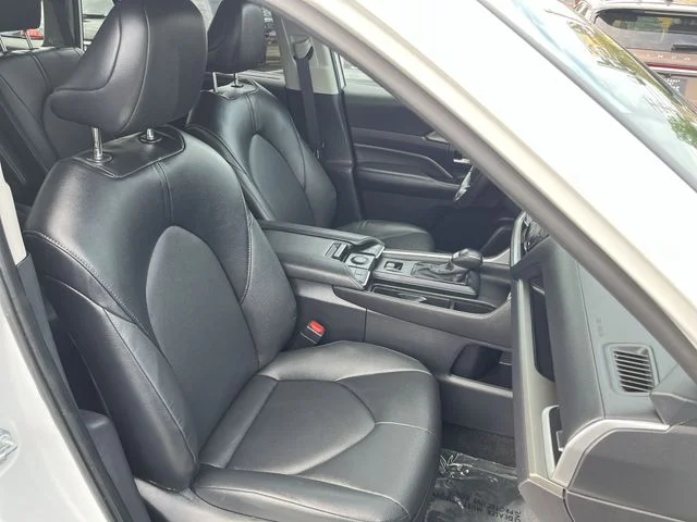 Used 2024 Beige Toyota XLE image 27