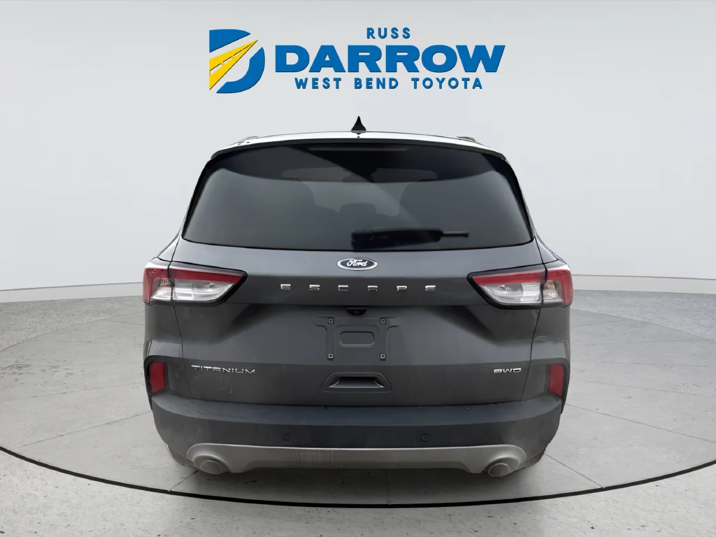 Used 2022  Ford Titanium image 4