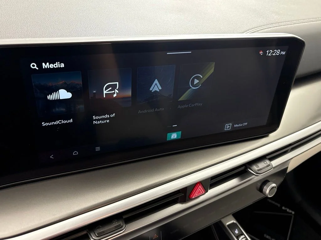 New 2026 White Kia S image 33