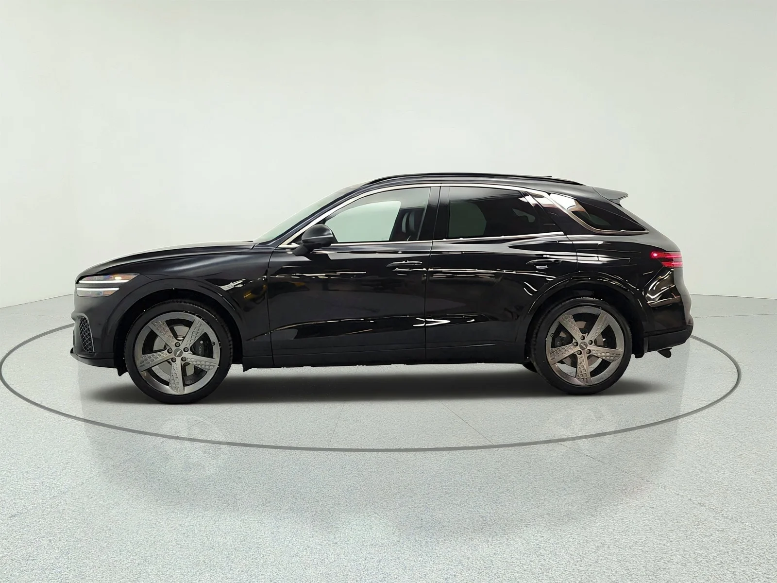 Used 2023 Vik Black Genesis 2.5T AWD image 8
