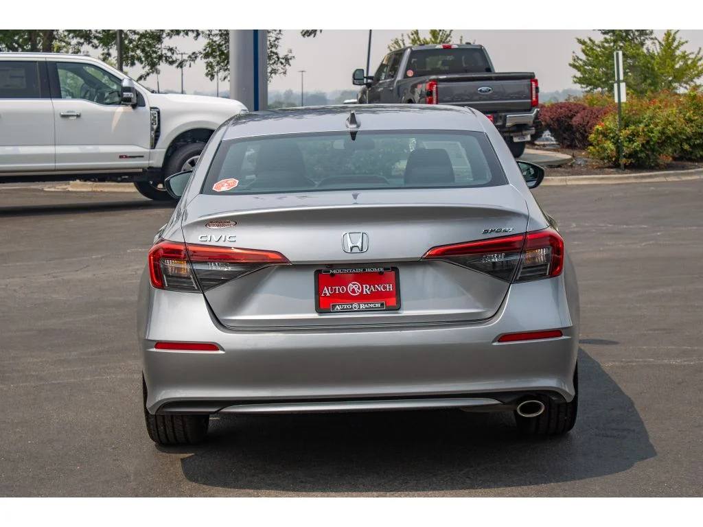 Used 2024 Lunar Silver Metallic Honda Sport image 7