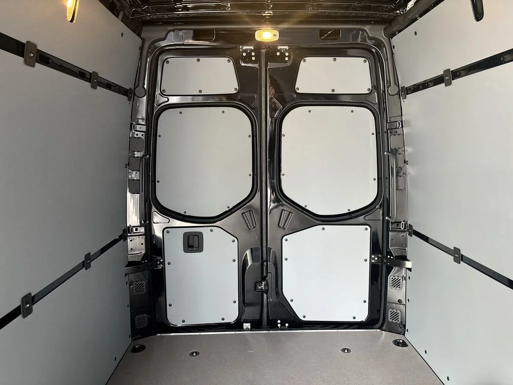 New 2026  Mercedes-Benz Cargo 170 WB image 18