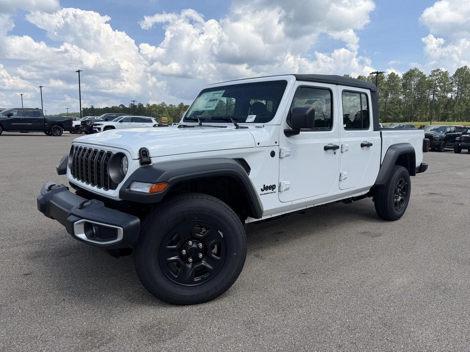 2026 Jeep Gladiator Sport Auto's photo