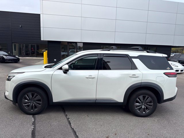 Used 2022 Pearl White Tricoat Nissan SV image 5