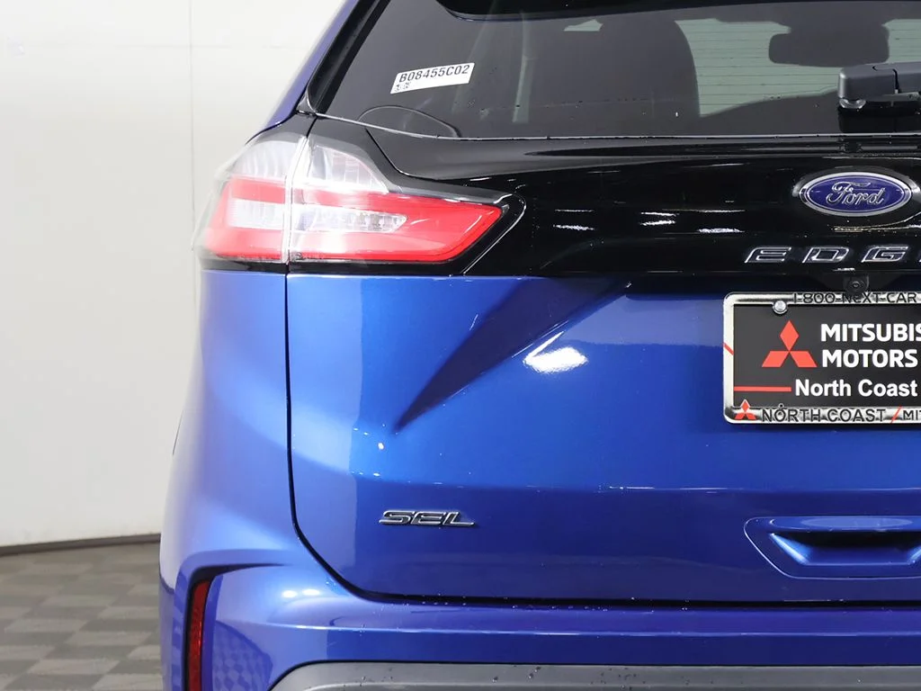Used 2024 Blue Ford SEL image 13