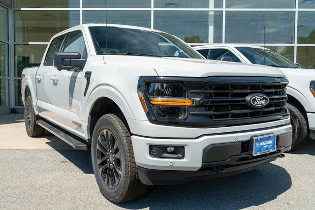 New 2026 Avalanche Ford XLT image 3