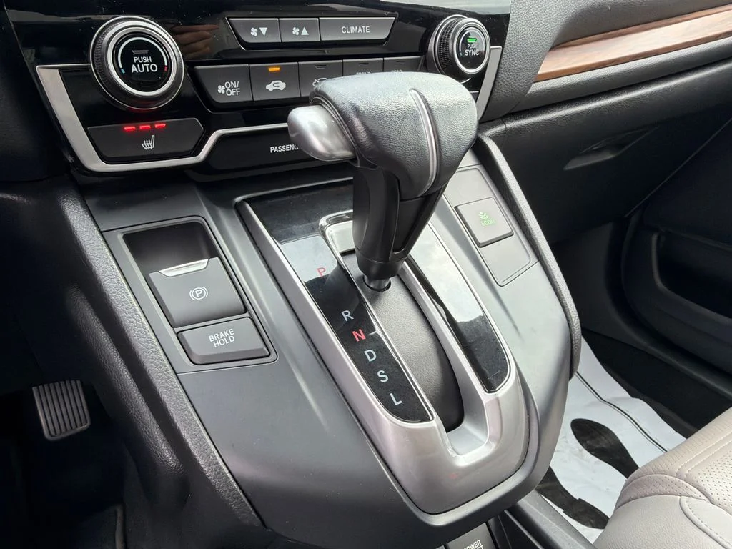 Used 2018 Black Honda Touring image 32