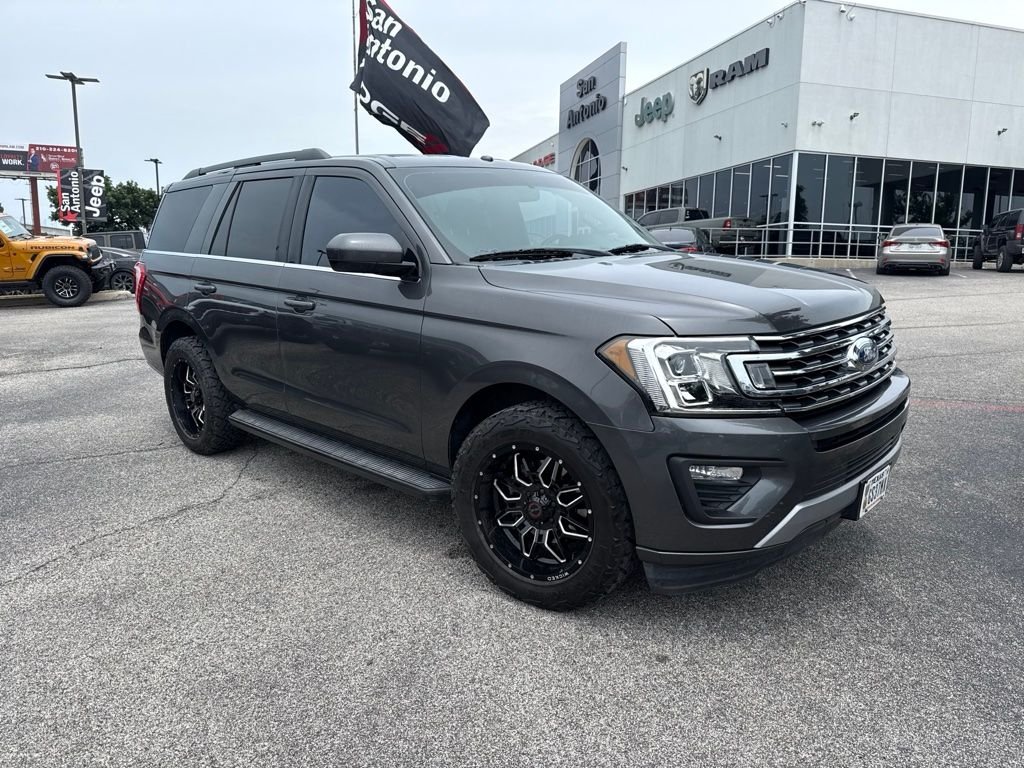 Used 2019 Gray Ford XLT image 1