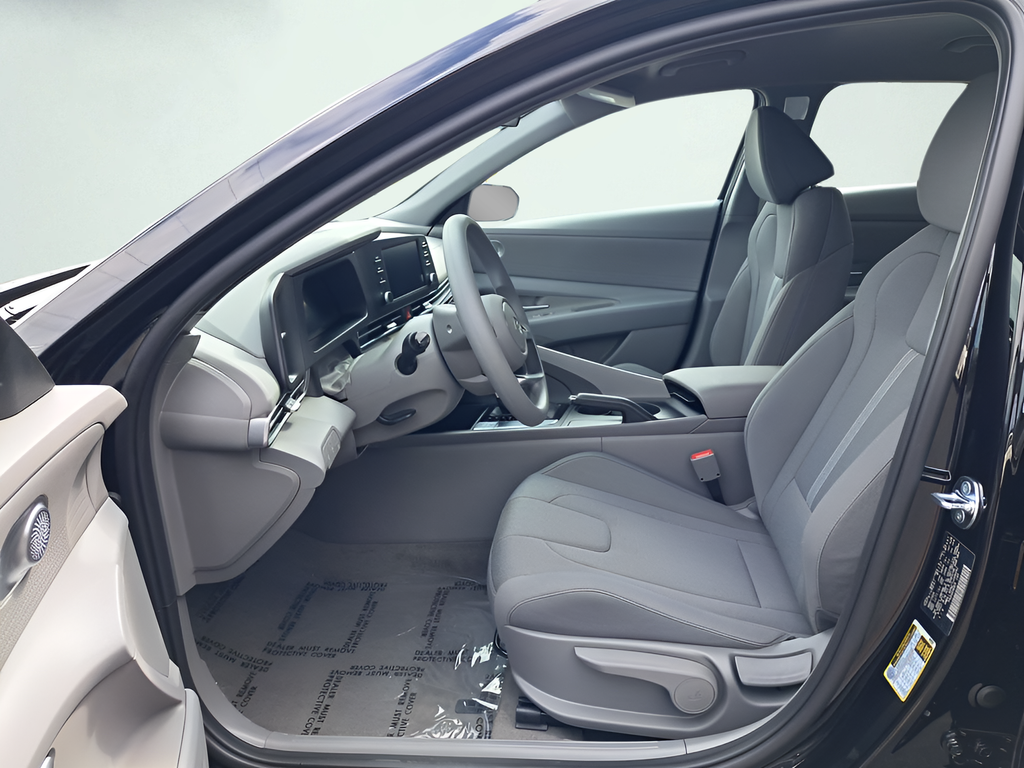 New 2026 Black Hyundai SE image 10