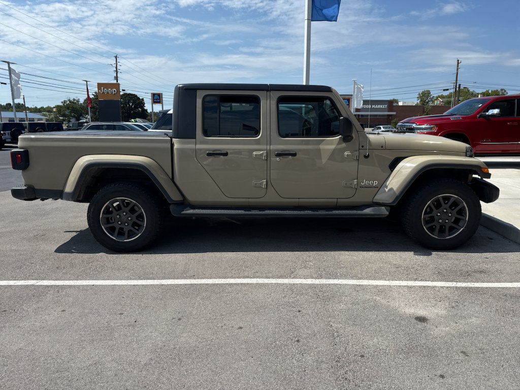 Used 2020 Gobi Clearcoat Jeep Overland image 4
