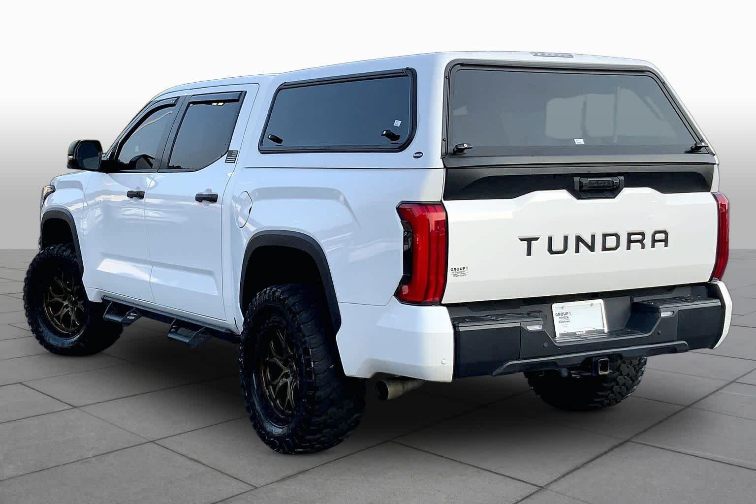 Used 2024 Ice Cap Toyota SR5 image 12